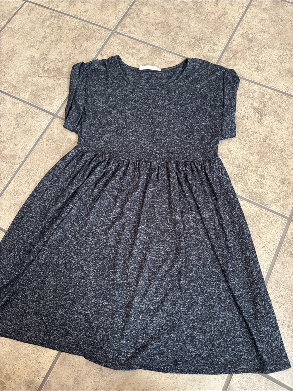 Audrey 3+1 Grey Short Sleeve Dress Size Small